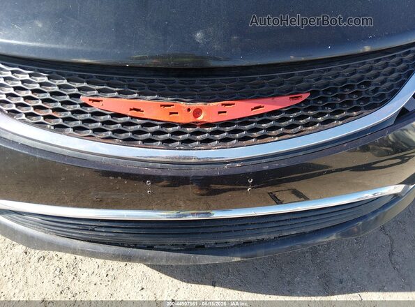 1C3CCCAB0HN501690 2017 CHRYSLER 200 Черный 