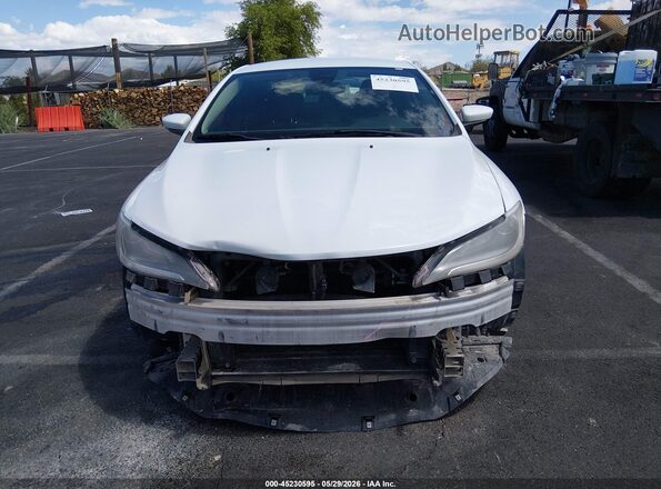 1C3CCCAB1GN136287 2016 CHRYSLER 200 White უკანა სალონის ხედი