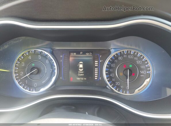 1C3CCCAB2GN144074 2016 CHRYSLER 200 Серый Вид задних сидений