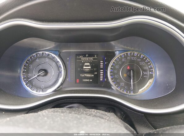1C3CCCAB3HN501473 2017 CHRYSLER 200 Красный Вид задних сидений
