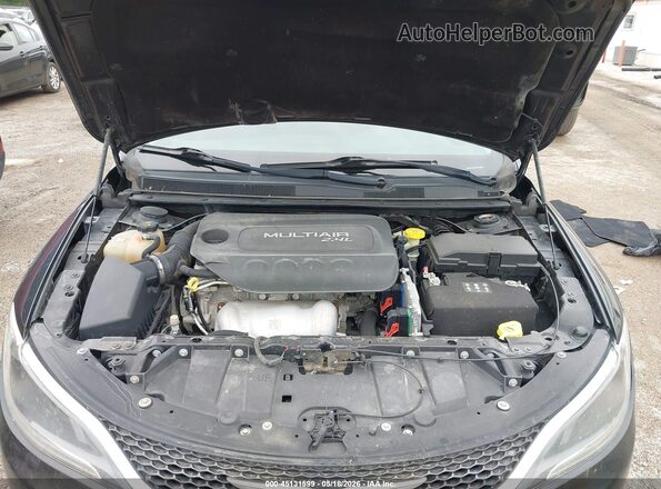 1C3CCCAB4HN504821 2017 CHRYSLER 200 Black Widok z tyłu