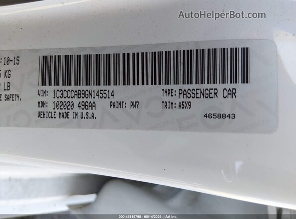1C3CCCAB9GN145514 2016 CHRYSLER 200 White Engine compartment view