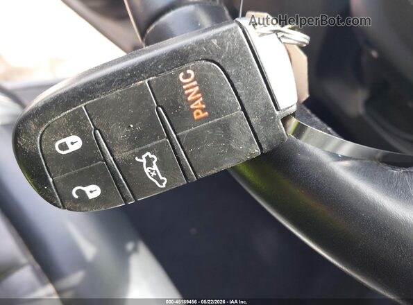 1C3CCCAB9HN511862 2017 CHRYSLER 200 Silver Вид панелі приладів