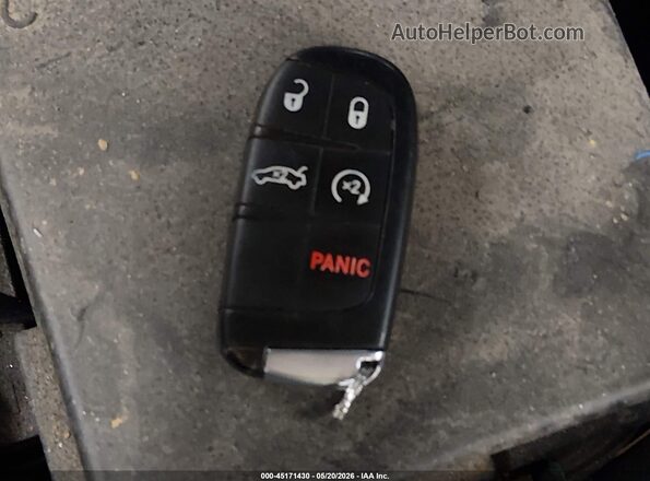 1C3CCCBB6GN174094 2016 CHRYSLER 200 Синий Вид панели приборов