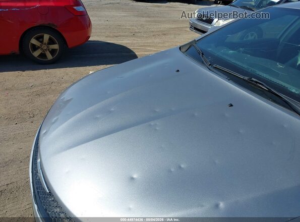 1C3CCCBB8GN139279 2016 CHRYSLER 200 Silver Widok wnętrza z tyłu