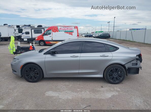 1C3CCCFB3HN504088 2017 CHRYSLER 200 Silver 