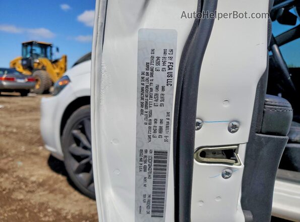 1C3CDFGB4GD791443 2016 DODGE DART White ძრავის განყოფილების ხედი