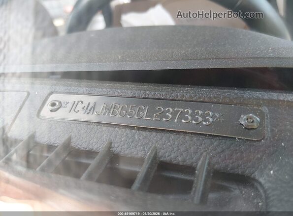 1C4AJWBG5GL237333 2016 JEEP WRANGLER White 