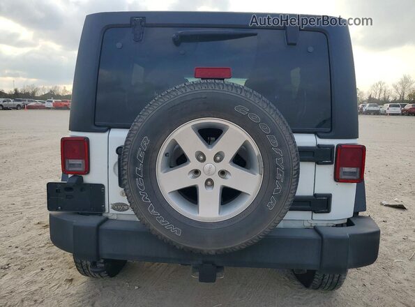 1C4BJWDG0HL744191 2017 JEEP WRANGLER White Հետևի տեսք