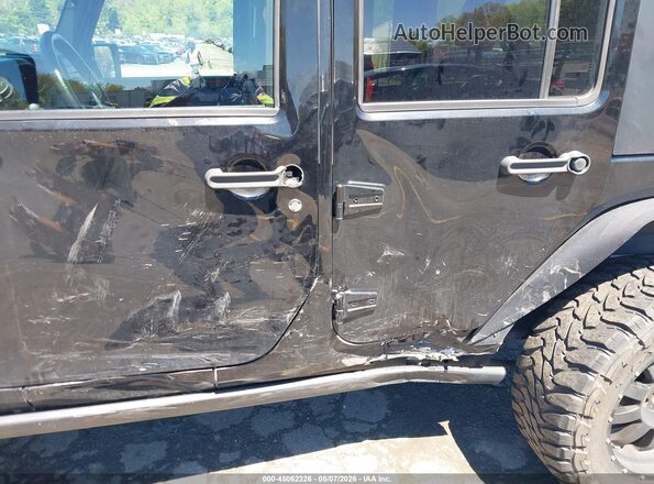 1C4BJWDG1GL303829 2016 JEEP WRANGLER UNLIMITED Черный Вид спереди