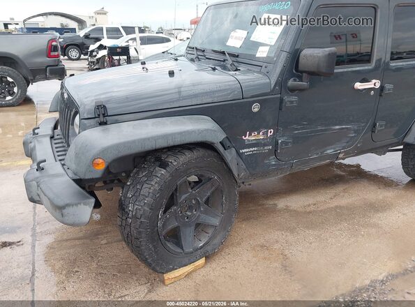 1C4BJWDG1HL624447 2017 JEEP WRANGLER UNLIMITED Gray Widok z przodu