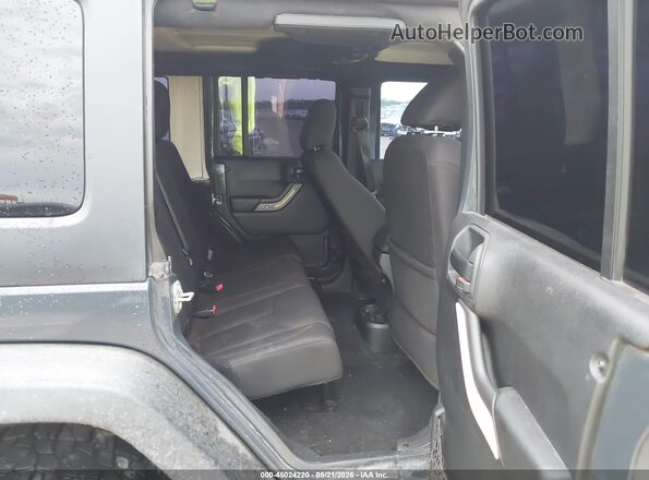 1C4BJWDG1HL624447 2017 JEEP WRANGLER UNLIMITED Gray Widok naklejki z numerem VIN