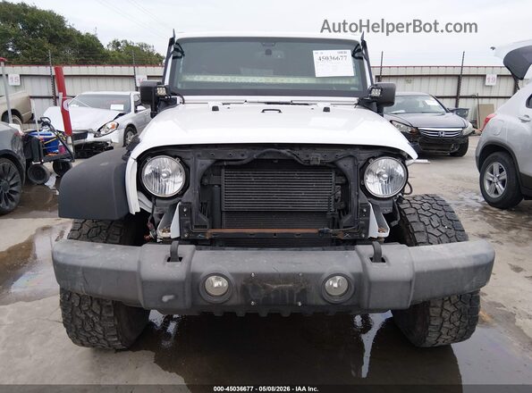 1C4BJWDG2GL203724 2016 JEEP WRANGLER UNLIMITED White 