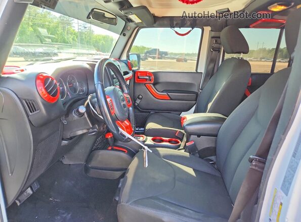 1C4BJWDG2JL862815 2018 JEEP WRANGLER White წინა სალონის ხედი
