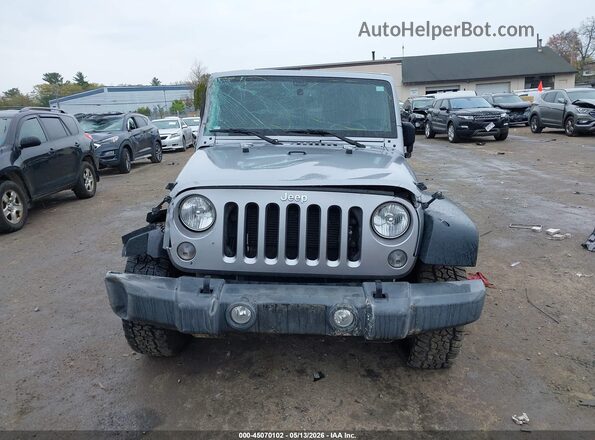 1C4BJWDG3GL127740 2016 JEEP WRANGLER UNLIMITED Gray Вид щитка приладів