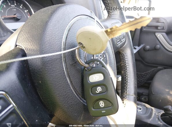 1C4BJWDG3GL131481 2016 JEEP WRANGLER UNLIMITED Green Widok deski rozdzielczej