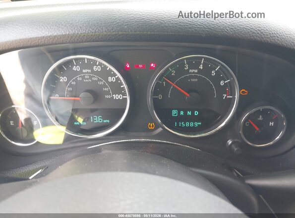 1C4BJWDG3JL878666 2018 JEEP WRANGLER Silver 