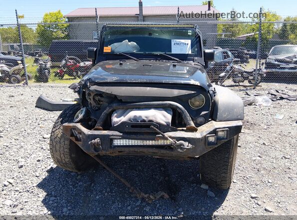 1C4BJWDG5GL101706 2016 JEEP WRANGLER UNLIMITED Black Вид задньої частини салону