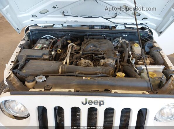 1C4BJWDG5JL889863 2018 JEEP WRANGLER White Вид ззаду