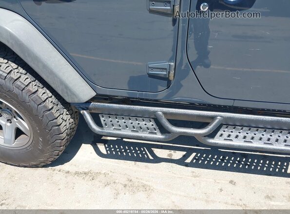 1C4BJWDG8HL578177 2017 JEEP WRANGLER UNLIMITED Gray 