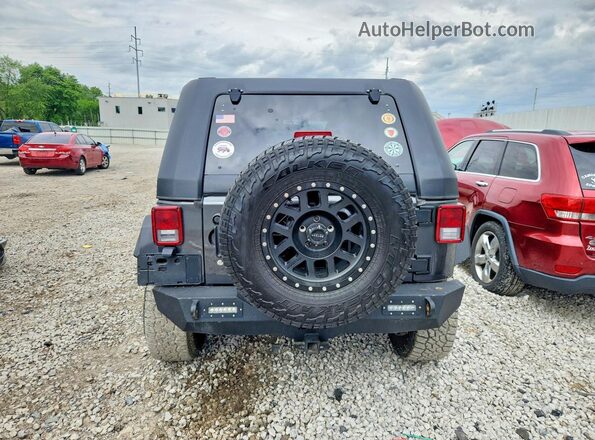 1C4BJWDG8HL730717 2017 JEEP WRANGLER Gray Widok z tyłu