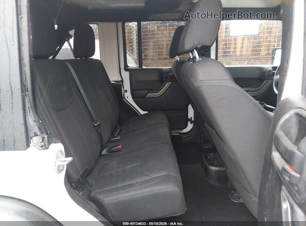 1C4BJWDGXGL141067 2016 JEEP WRANGLER UNLIMITED White VIN sticker view