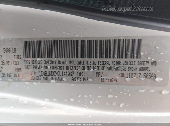 1C4BJWDGXGL141067 2016 JEEP WRANGLER UNLIMITED White Engine compartment view