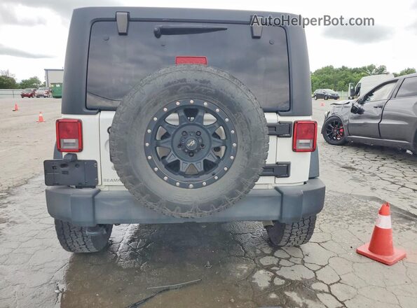 1C4BJWDGXHL510446 2017 JEEP WRANGLER White Widok z tyłu