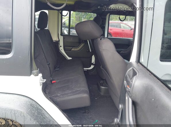 1C4BJWDGXHL613334 2017 JEEP WRANGLER UNLIMITED White 
