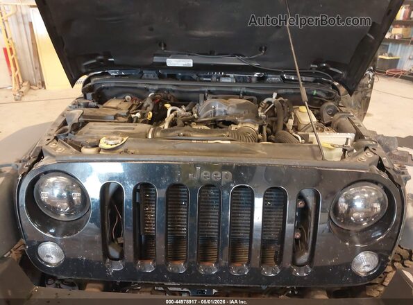 1C4BJWFG2GL271244 2016 JEEP WRANGLER UNLIMITED Черный Вид сзади