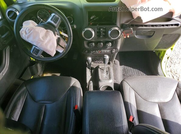 1C4HJWFG6GL322836 2016 JEEP WRANGLER Зеленый Вид панели приборов