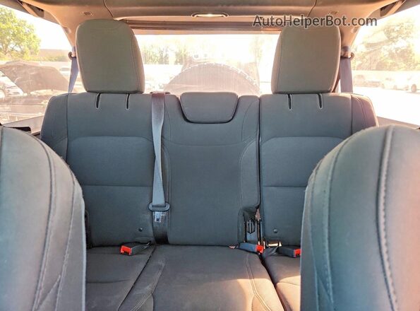 1C4HJXDG4JW300056 2018 JEEP WRANGLER Gray 