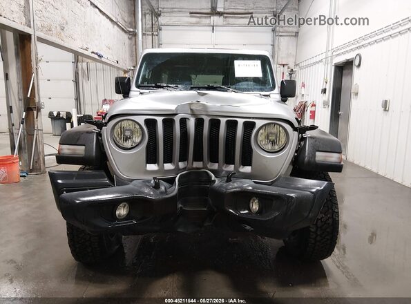 1C4HJXDN9KW637886 2019 JEEP WRANGLER UNLIMITED Silver Вид щитка приладів