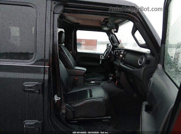 1C4HJXEG8JW123784 2018 JEEP WRANGLER UNLIMITED Черный Вид салона спереди