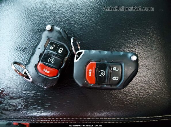 1C4HJXEG8JW123784 2018 JEEP WRANGLER UNLIMITED Черный Вид панели приборов