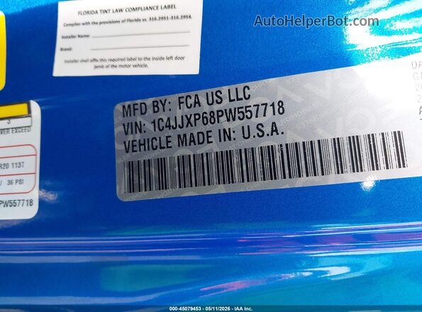 1C4JJXP68PW557718 2023 JEEP WRANGLER Синий Вид подкапотного пространства