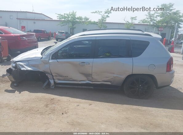 1C4NJCBA1GD740072 2016 JEEP COMPASS Silver Vista interior de 360 grados