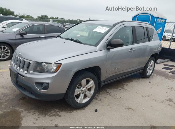1C4NJCBAXGD742841 2016 JEEP COMPASS Silver Передня ліва чверть