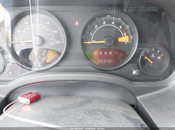 1C4NJCBAXGD742841 2016 JEEP COMPASS Silver 