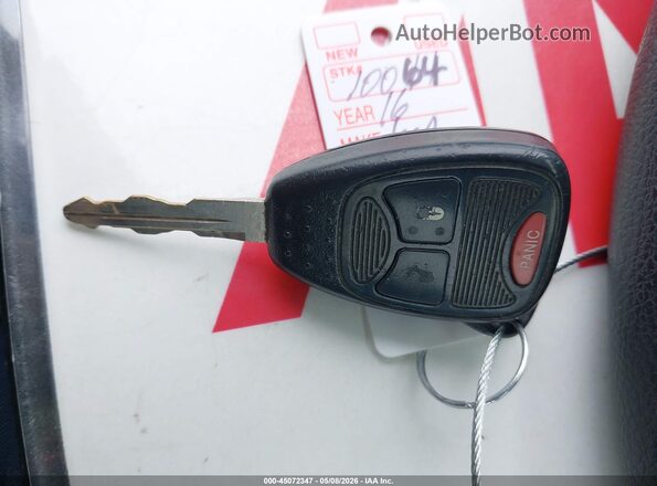 1C4NJCBAXGD742841 2016 JEEP COMPASS Silver Вид панелі приладів