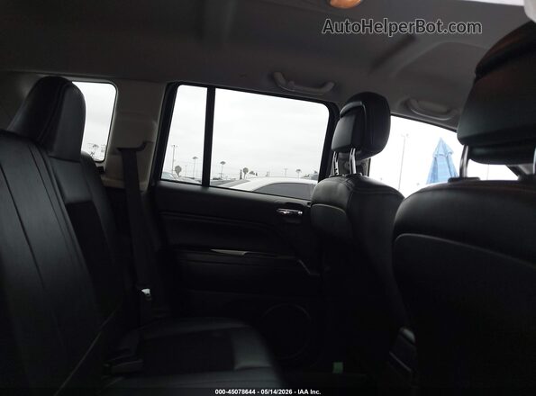1C4NJCEAXGD648387 2016 JEEP COMPASS Silver 