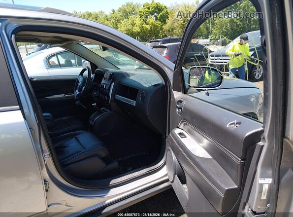 1C4NJCEB5HD189683 2017 JEEP COMPASS Silver Widok wnętrza z przodu