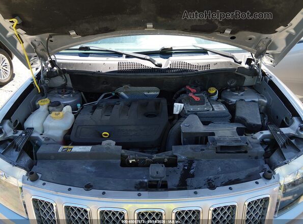 1C4NJCEB5HD189683 2017 JEEP COMPASS Silver Widok z tyłu