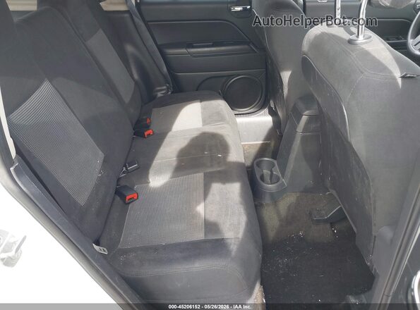 1C4NJDBB1GD509154 2016 JEEP COMPASS White VIN կոդի պիտակի տեսք