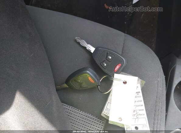 1C4NJDBBXGD551385 2016 JEEP COMPASS Silver Dashboard view