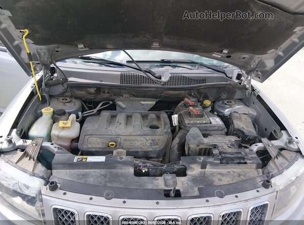 1C4NJDEB2HD126496 2017 JEEP COMPASS Silver Vista trasera