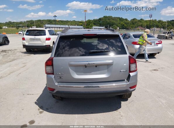 1C4NJDEB2HD126496 2017 JEEP COMPASS Silver 