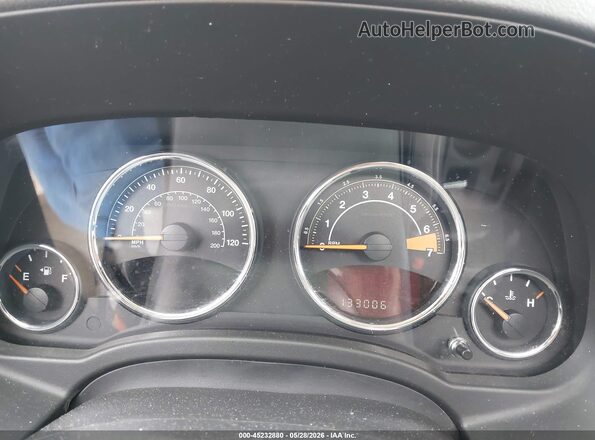 1C4NJDEB5HD113239 2017 JEEP COMPASS Gray Rear seats view