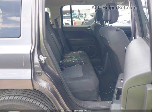 1C4NJPBA0GD559729 2016 JEEP PATRIOT Gray Widok naklejki z numerem VIN