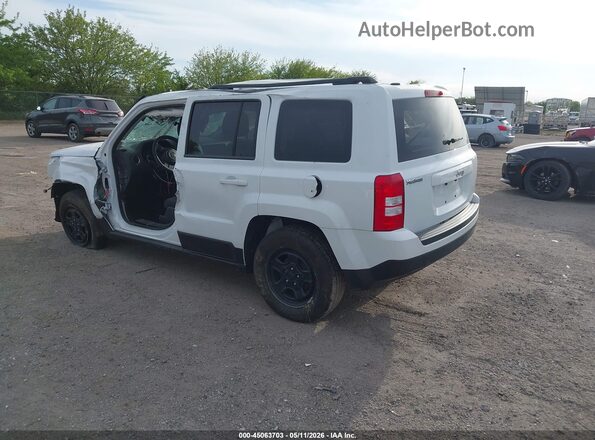 1C4NJPBA1HD211858 2017 JEEP PATRIOT White Tył lewy